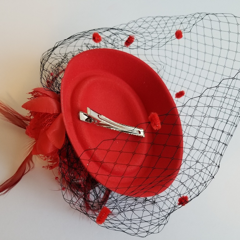 Red Fascinator Bridal Hat Gifts. New ππππ - Picture 3 of 3